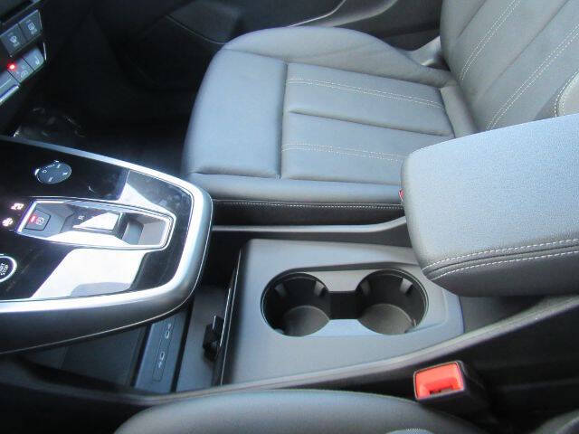 2022 Audi Q4 e-tron quattro Premium Plus 50