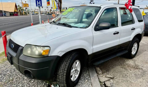 2005 Ford Escape XLS