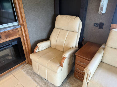 2016 Tiffin Allegro Open Road RED 33AA