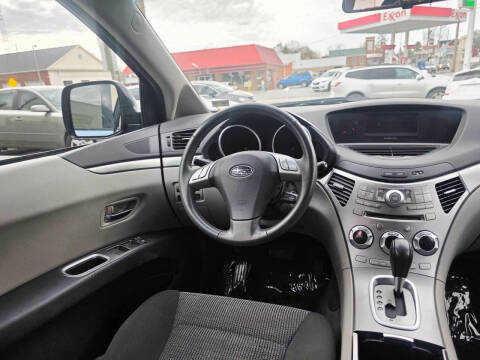 2009 Subaru Tribeca 5-Pass.