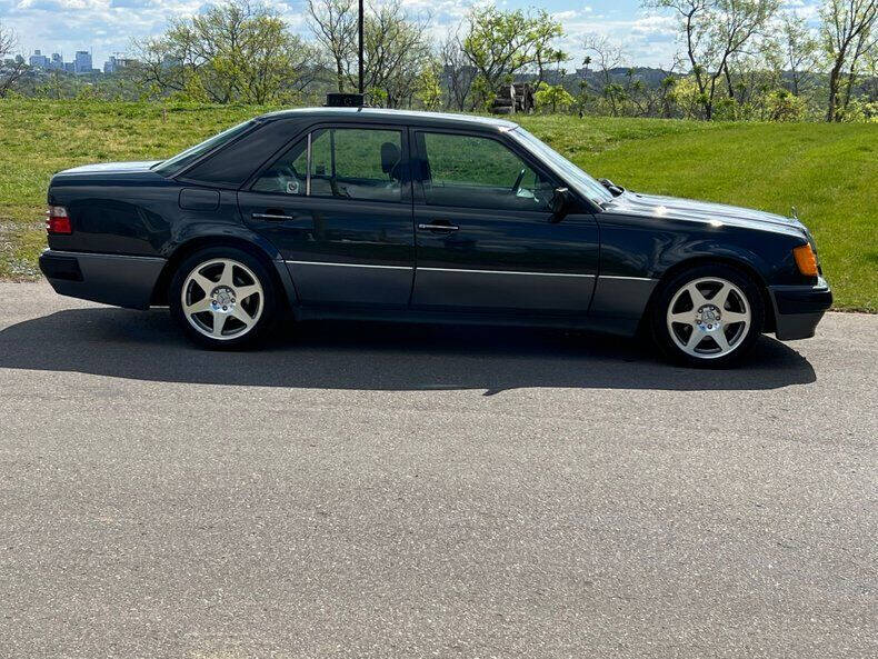 1992 Mercedes-Benz 500-Class 500 E