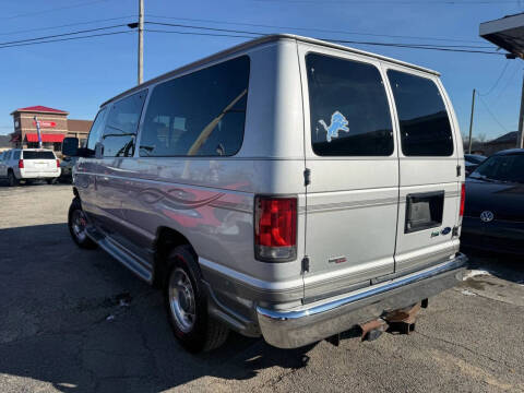 2014 Ford E-Series E-150