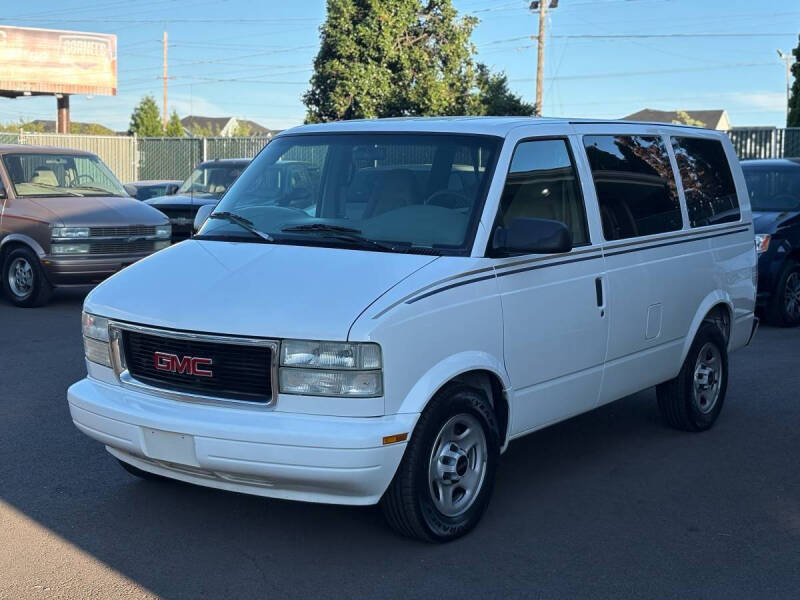 2003 GMC Safari SLT