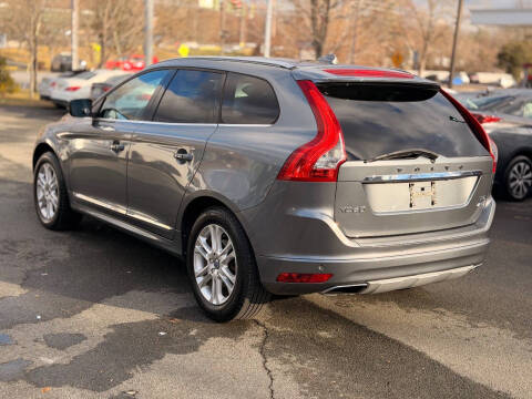 2016 Volvo XC60 T5 Platinum