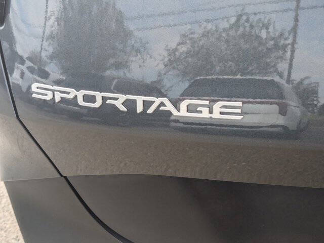 2024 Kia Sportage LX