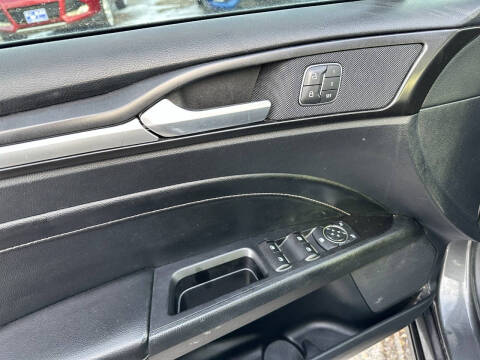 2020 Ford Fusion Titanium