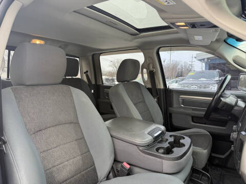 2013 RAM 1500 SLT