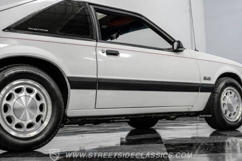 1990 Ford Mustang LX 5.0
