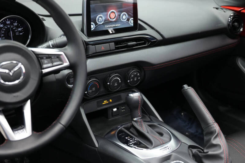 2016 Mazda MX-5 Miata Club