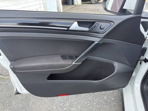 2015 Volkswagen Golf GTI S