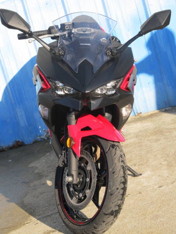 2024 Kawasaki EX500 Ninja ABS