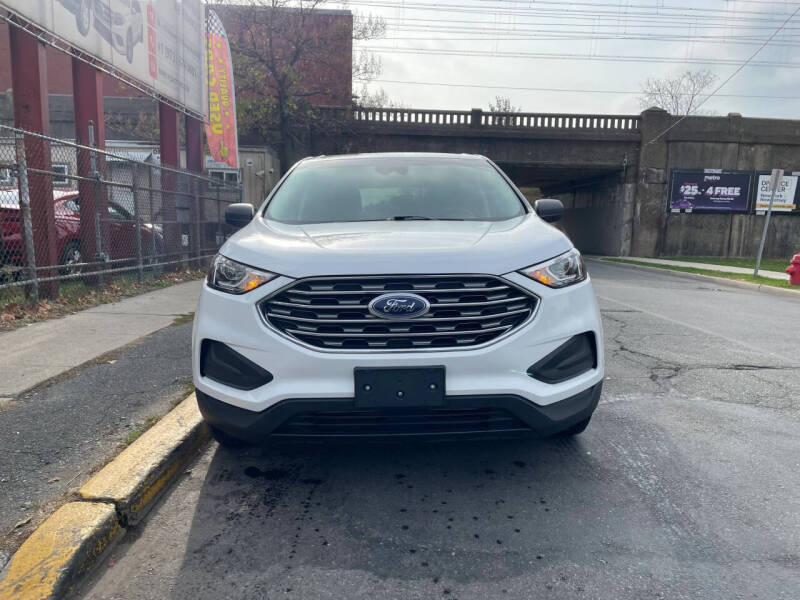 2020 Ford Edge SE