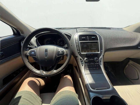 2017 Lincoln MKX Select