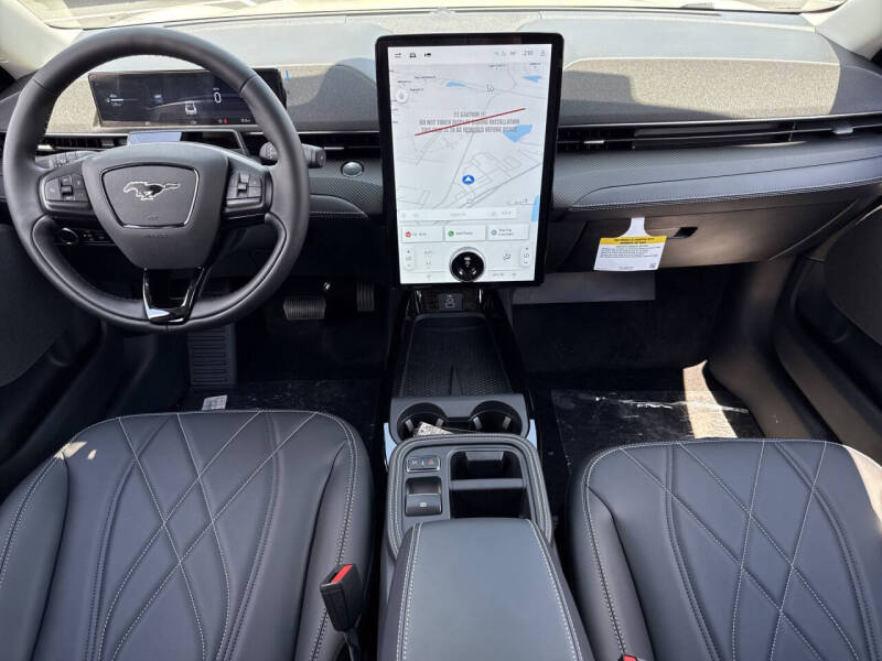 2025 Ford Mustang Mach-E Select