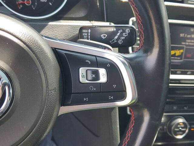 2016 Volkswagen Golf GTI Autobahn