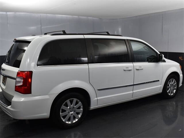 2015 Chrysler Town and Country Touring