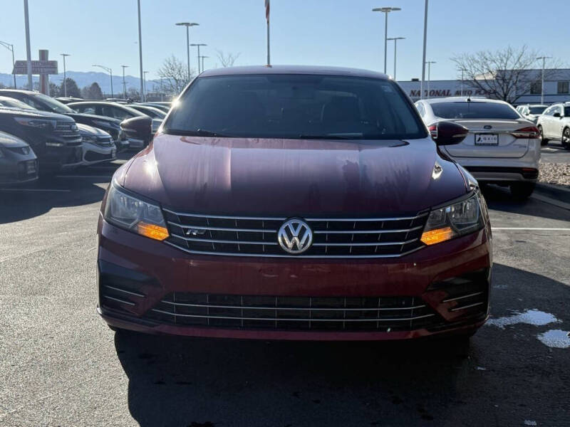 2018 Volkswagen Passat 2.0T R-Line