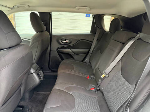 2019 Jeep Cherokee Latitude