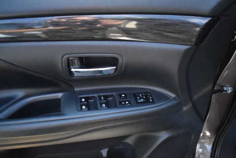 2017 Mitsubishi Outlander SE