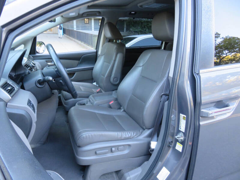 2016 Honda Odyssey EX-L w/RES