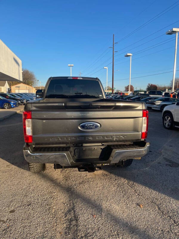 2019 Ford F-250 Super Duty XLT photo 6