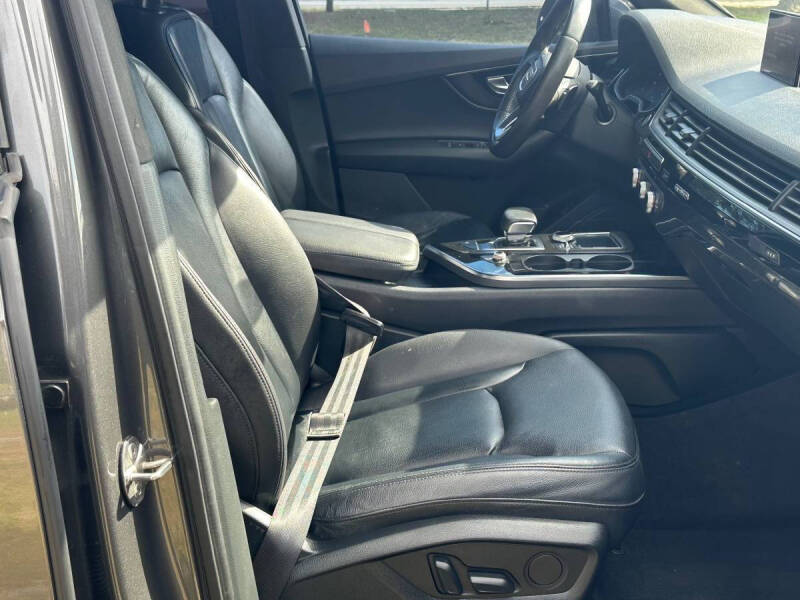 2019 Audi Q7 quattro SE Premium Plus 45 TFSI