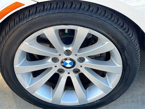 2011 BMW 3 Series 328i