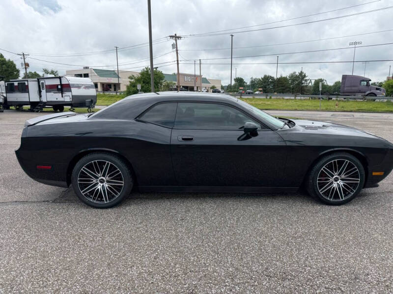 2010 Dodge Challenger SRT8