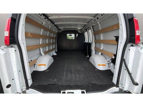 2024 GMC Savana 2500