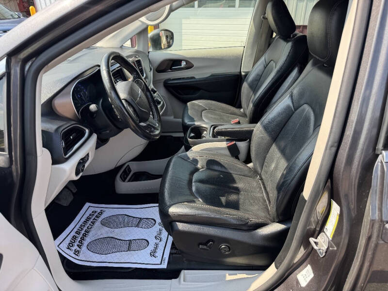 2019 Chrysler Pacifica Touring L