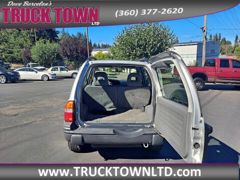 2004 Chevrolet Tracker