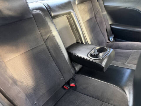 2016 Dodge Challenger R/T Scat Pack