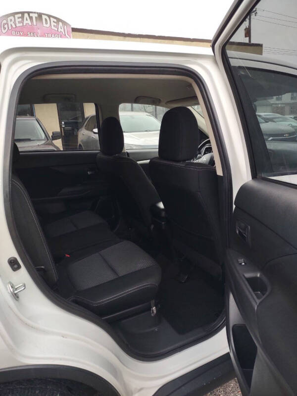 2017 Mitsubishi Outlander SE