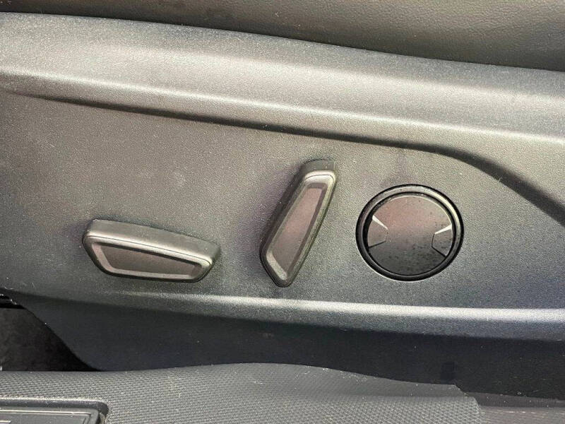 2021 Ford Mustang Mach-E Select