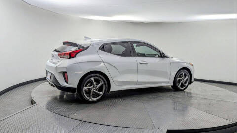 2019 Hyundai Veloster