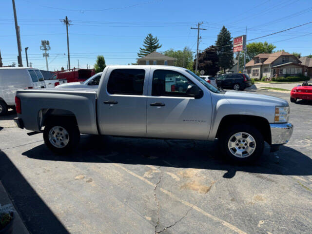 2012 Chevrolet Silverado 1500 for sale at BOHL AUTOMOTIVE in Racine, WI