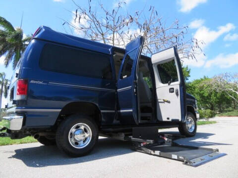 2011 Ford E-Series E-350 SD XLT