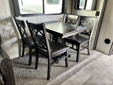 2018 Crossroads RV Sunset Trail 33SI