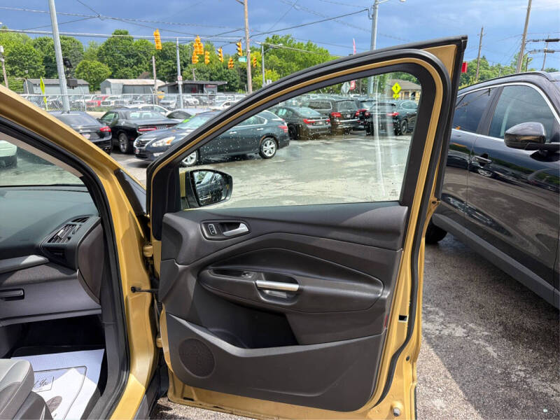 2015 Ford Escape SE
