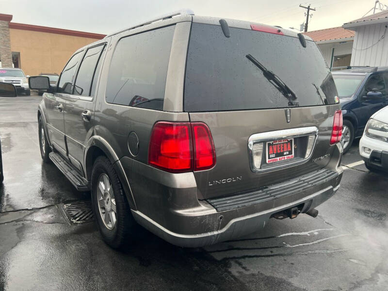 2003 Lincoln Navigator Luxury photo 4