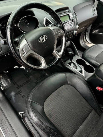 2011 Hyundai Tucson GLS