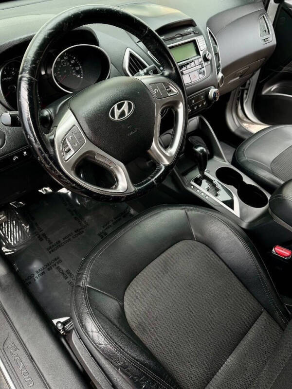 2011 Hyundai Tucson GLS