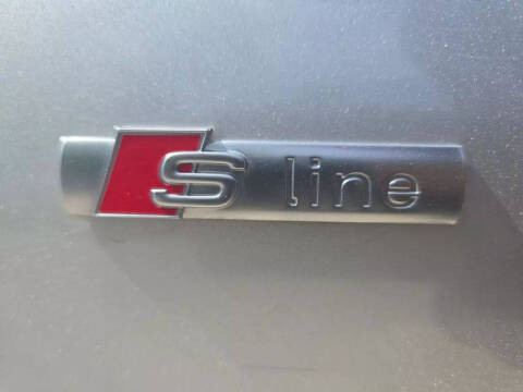 2012 Audi Q5 3.2 quattro Premium Plus