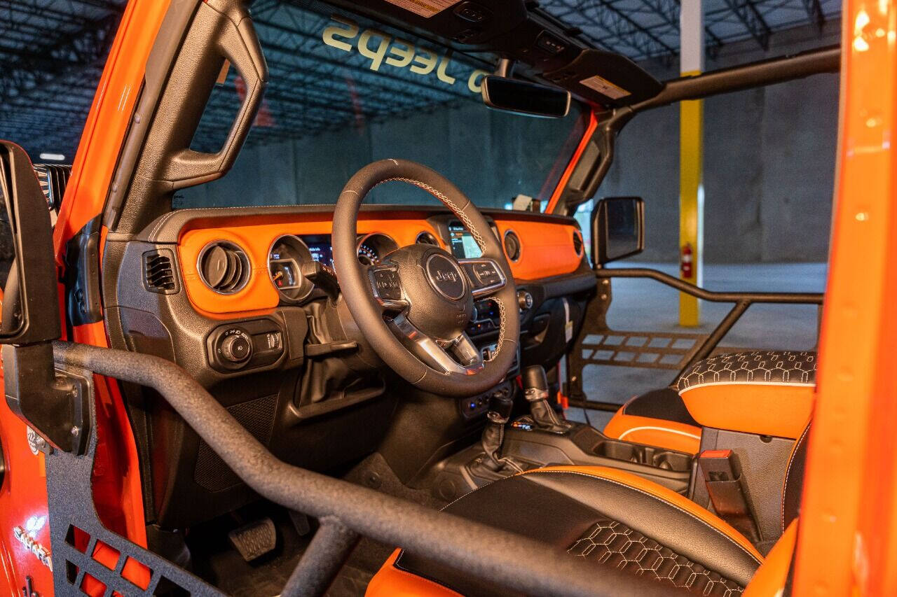 2020 JEEP Wrangler SUV / Crossover - $55,999