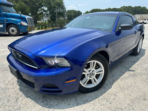 2014 Ford Mustang for sale at Gwinnett Luxury Motors in Buford GA