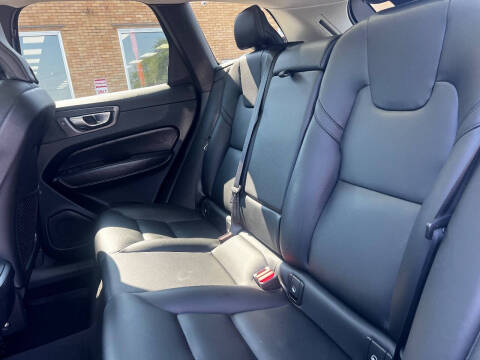 2023 Volvo XC60 B5 Core