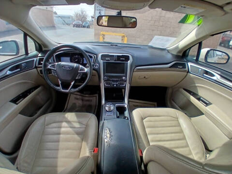 2017 Ford Fusion SE