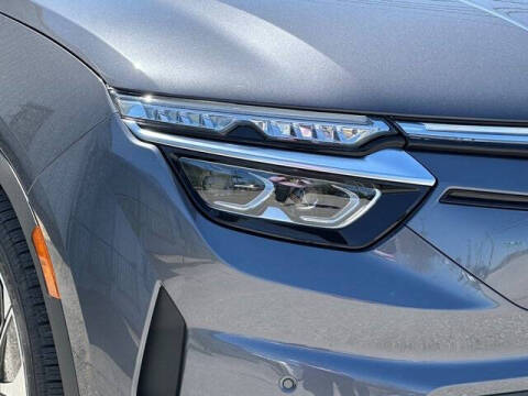 2025 VinFast VF8 Plus