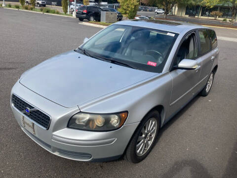2005 Volvo V50 for sale at Blue Line Auto Group in Portland OR