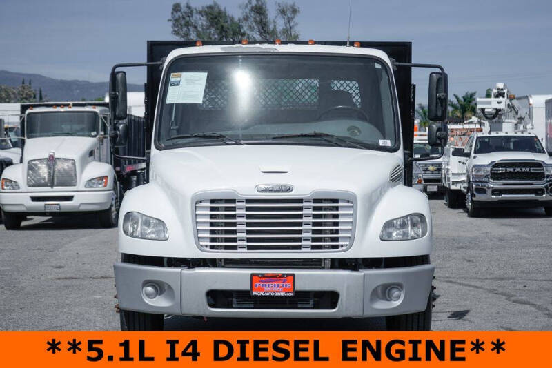 2019 Freightliner M2 106